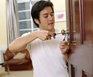 General Locksmith Store Hartford, CT 860-973-2426 - changing-locks